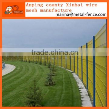 PVC Coated welded mesh fence /3 bends wire mesh fence / triangle femce / with peach square round post factory