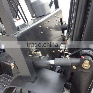 4 Ton Hydraulic Diesel Forklift Truck Lifting Height 5 M With 3 Stage Full Free Mast