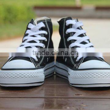 Classic Women's Flat Vulcanized Casual Canvas Shoes photo-2