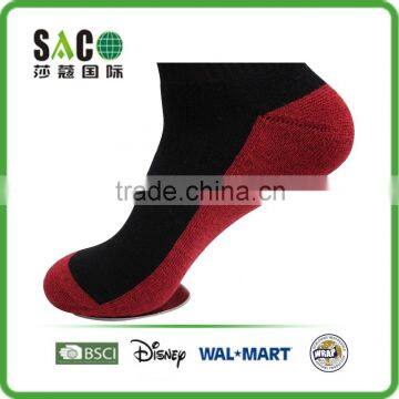 Normal Red Foot Black Body Low Cuff Ankle Sports Socks