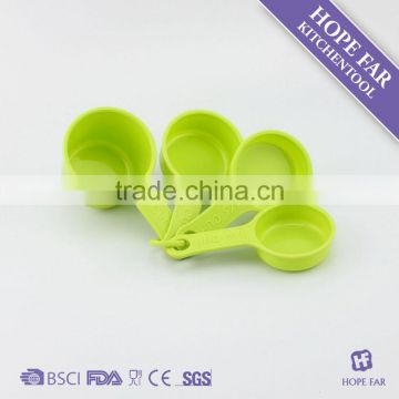 0600015 4pcs green color plastic measuring cup set