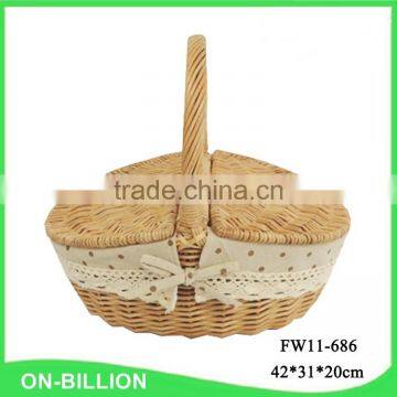 Woven Wicker Material Food Hamper With Foldable Lid photo-2