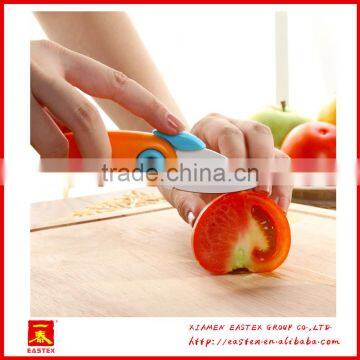 Bird Shape Design Folding Knife photo-4