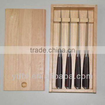 High quality 4PCS steak knife set with rubber wood stored box