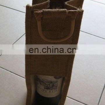 Jute bottle bag with wooden handles