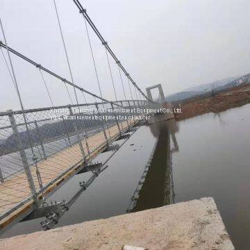 Customize Scenic Wooden Suspension Bridge /Iron Chain Bridge Network Red Bridge Outdoor Expansion Equipment