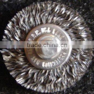 Circular brush-crimped wire with shank