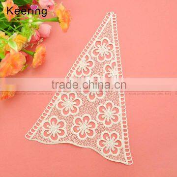 white flower pattern triangle shape lace neck trim WLS-017