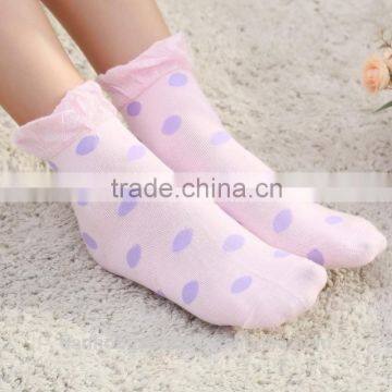 wholesale cheap girls bamboo socks with polka dots jacquard custom colorful socks