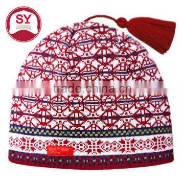 Women knitted winter hat made in hat manufacturer