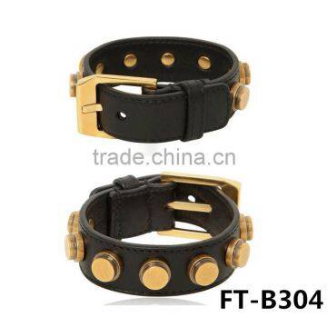 2014 new design wrist band with rivets-bracelet-leather cuff FT-B304