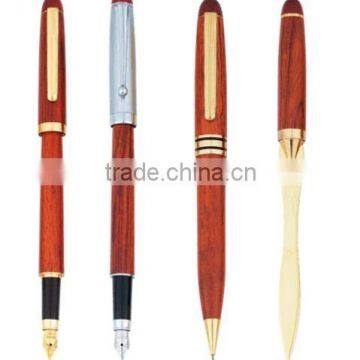 30010W Wooden pen