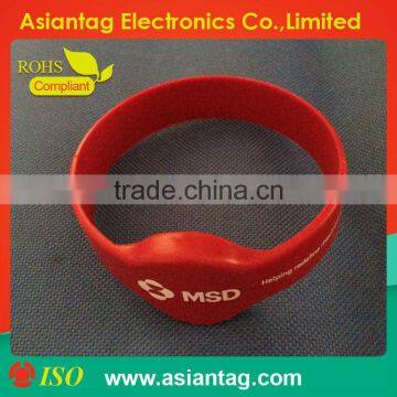 Smart silicone chip ntag203 silicone rfid wristband mad