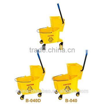 2015 hot selling small squeeze mop bucket with wringer