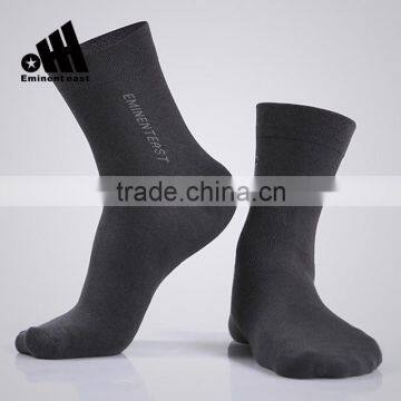 Customized functional bamboo socks plain solid color men dress socks