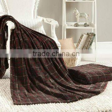 Scotland Style Grid Printed Microfiber Coral Fleece Blanket For Five-star Hotel photo-3