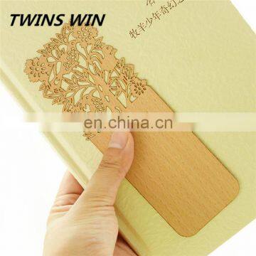 Promotional Korean 2018 Top Fashion Wooden Bookmark Wholesale Cheap Creative Flower Design Bookmarks for School photo-2