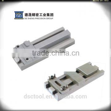 Professional High Precision Mold Part Z4 latch locks