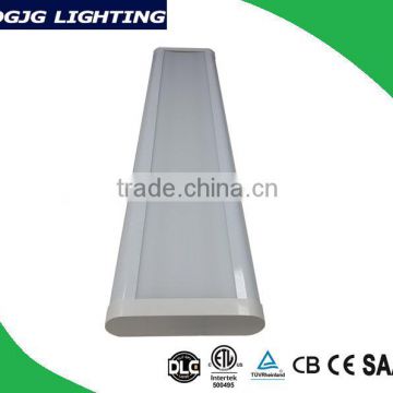 Aluminium housing with acrylic cover IP44 high wattage 60w office batten light