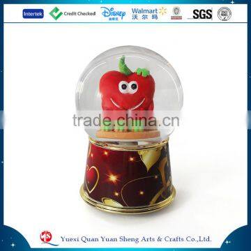 2016 Resin Red Pepper Figurines Snow Globe Cheap Red Pepper Figurines Snow Globe For Sales