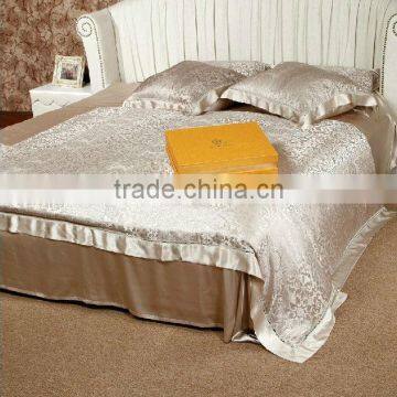 China 100% mulberry real silk bedding set