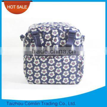 Cute flower decoration Japanese popular 2016 new fashion double space cooler bag