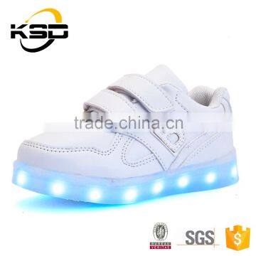2016 The Latest Low MOQ Buckle Strap Child Shoe LED Light Up Kids Shoes