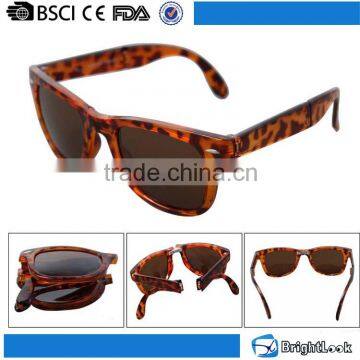 Latest models women cheap wholesale fashion promotion custom plastic logo printed female folding sunglasses