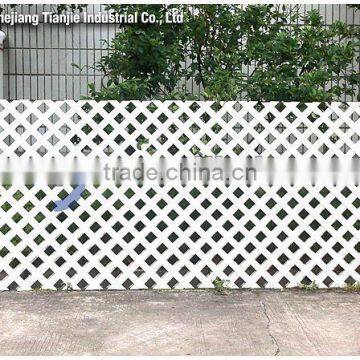 White Plastic Lattice