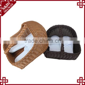 Beautiful hand weaving washbale PE rattan hotel shoe basket with handle