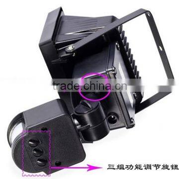 2015 HOT 60 LED Super Bright Solar Garden Spot Light photo-4