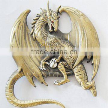Personalized custom zinc alloy badge dragon shape