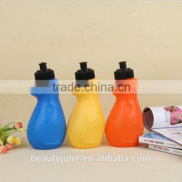 plastic water bottle in different shapes Customize and wholesale best quality brand custom sports sipper water bottle