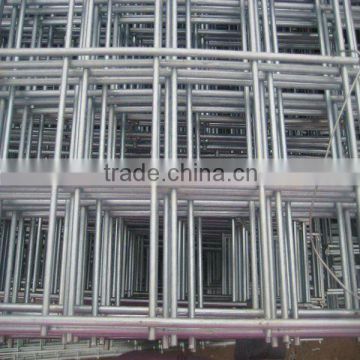 Low price welded wire mesh fence panels in 12 gauge