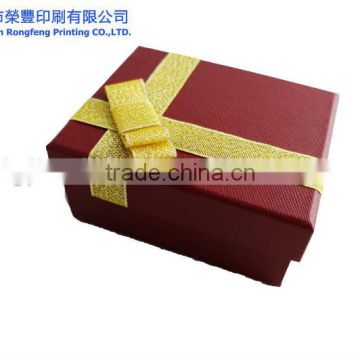 Luxuruy folding box with bowknot