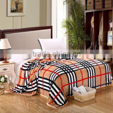Good hand feel 300GSM lattice printing flannel blanket