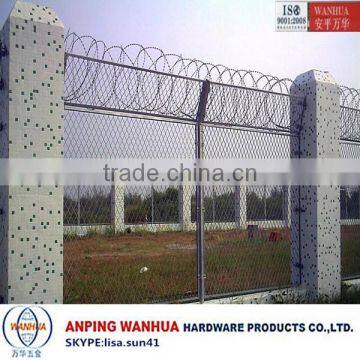 Anping Wanhua--Hot Sale Security Airport Fence Manufacturer photo-2