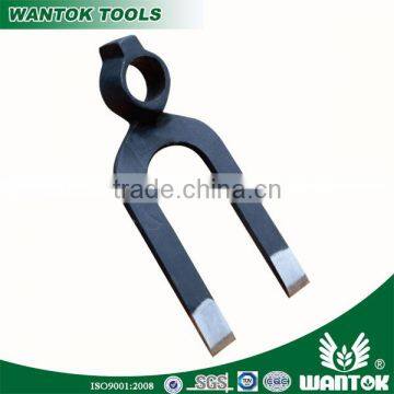 F1002 painted steel garden fork hoe with 2 tines