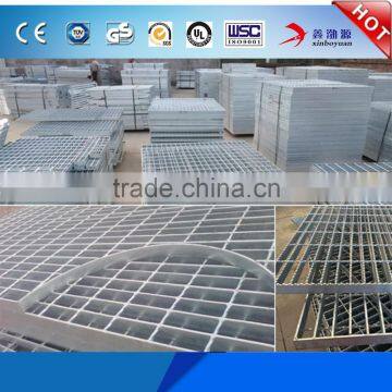 Factory Cheap Price Deck Grating Hot Dipped Galvanized Plain Serrated I-shape Steel Walkway Grating photo-3