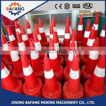 The Colored Traffic Cones of Rubber Base Road Cone Used for Traffic Road Protection photo-2