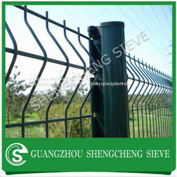 Triangular Bending Wire Mesh Green decorative garden fence France