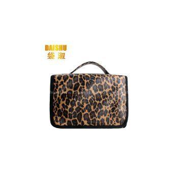 Leopard Cosmetics Oil Case