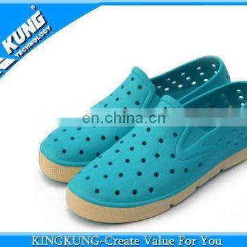 Blue classic slip-on eva beach shoe for man