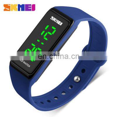 Original Watch Manufacturer Wholesale Unisex Silicone Watch Date Sport Bracelet LED Digital Wristwatch photo-4