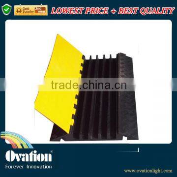 Economical Rubber 5 Channel Cable Ramp for Truck Hose 5 Channel Rubber Cable Cross Stage Cable Protector photo-5