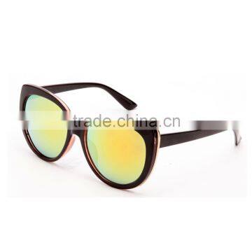 Plastic Frame Women Latest Fashion Sunglasses photo-2