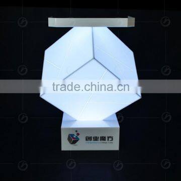 Newest Modern Design Acrylic Rubik Cube Shape Speech Podium photo-2