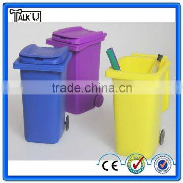 High quality plastic recycled novelty design trash shape office pen holder garbage pen holder