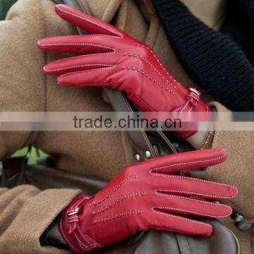 2016 new design fashion elegance red color driving leather gloves