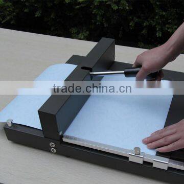 Lightweight portable a3 a4 size paper folder machine
